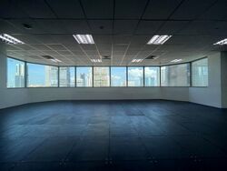 Odeon Towers (D7), Office #450870881